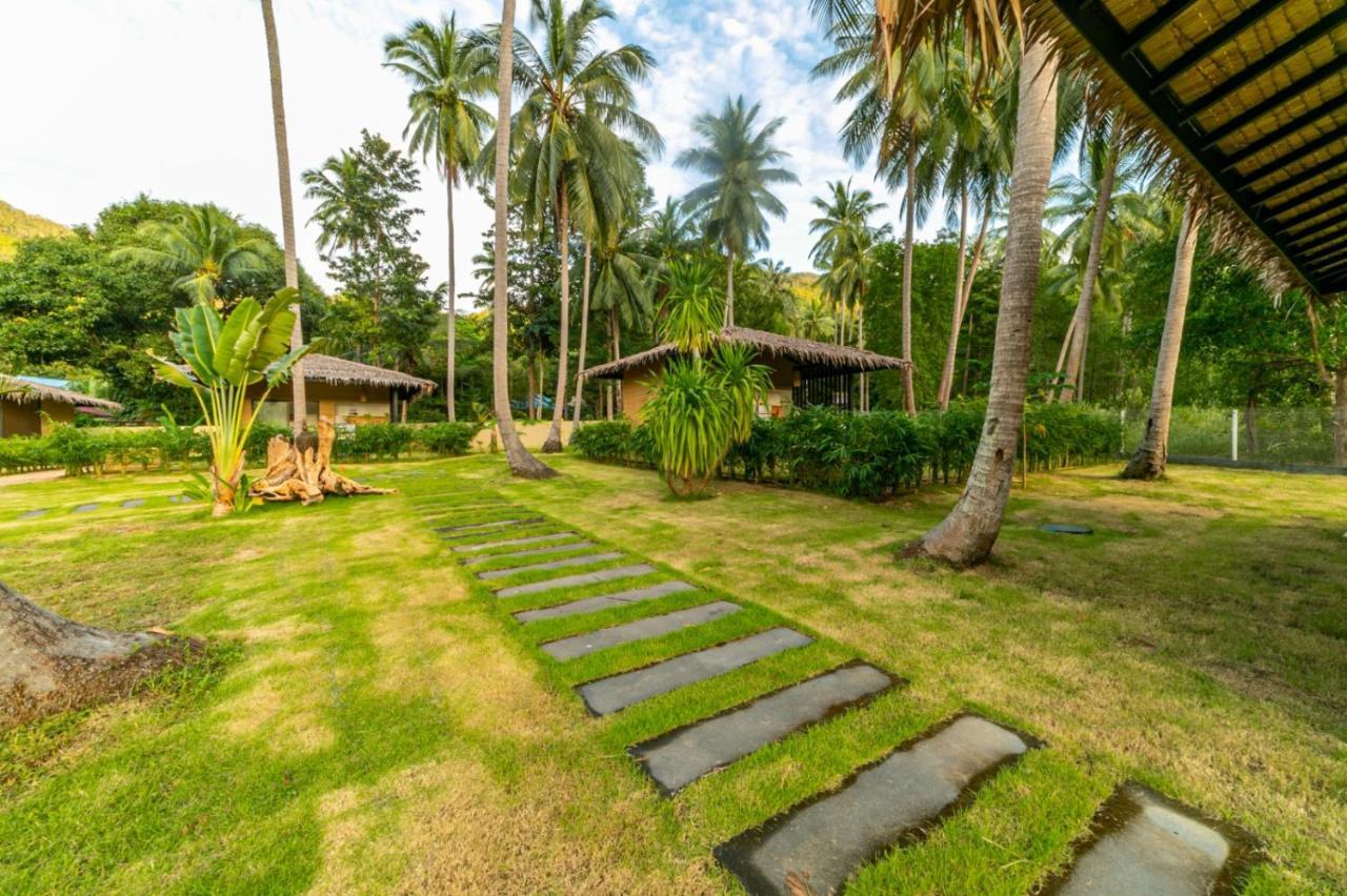 Suan Residence - Exotic And Contemporary Bungalows With Private Pool Csaloklum Kültér fotó