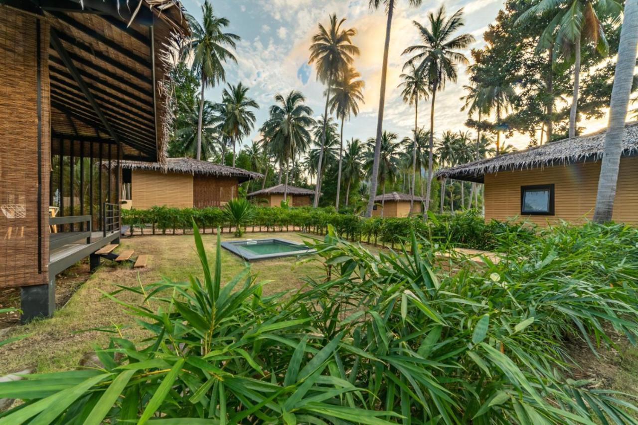 Suan Residence - Exotic And Contemporary Bungalows With Private Pool Csaloklum Kültér fotó